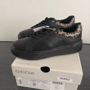 Geox NHENBUS Leopard Trim Sneakers