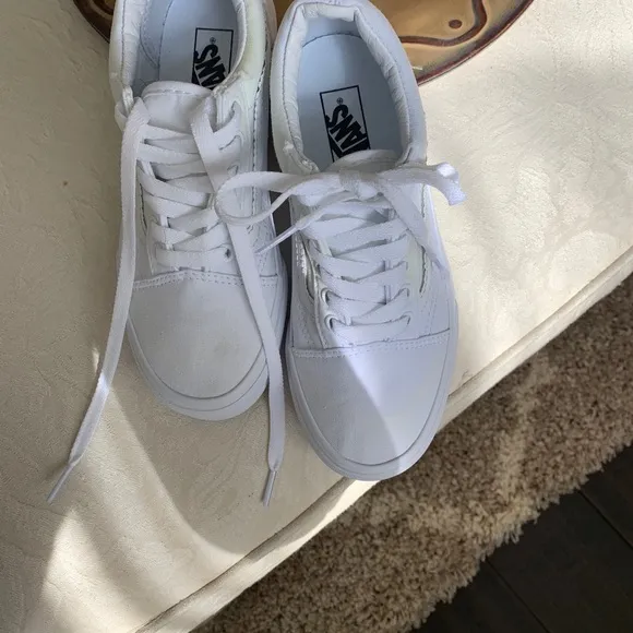 Girls White‎ Vans Sneakers Size 3